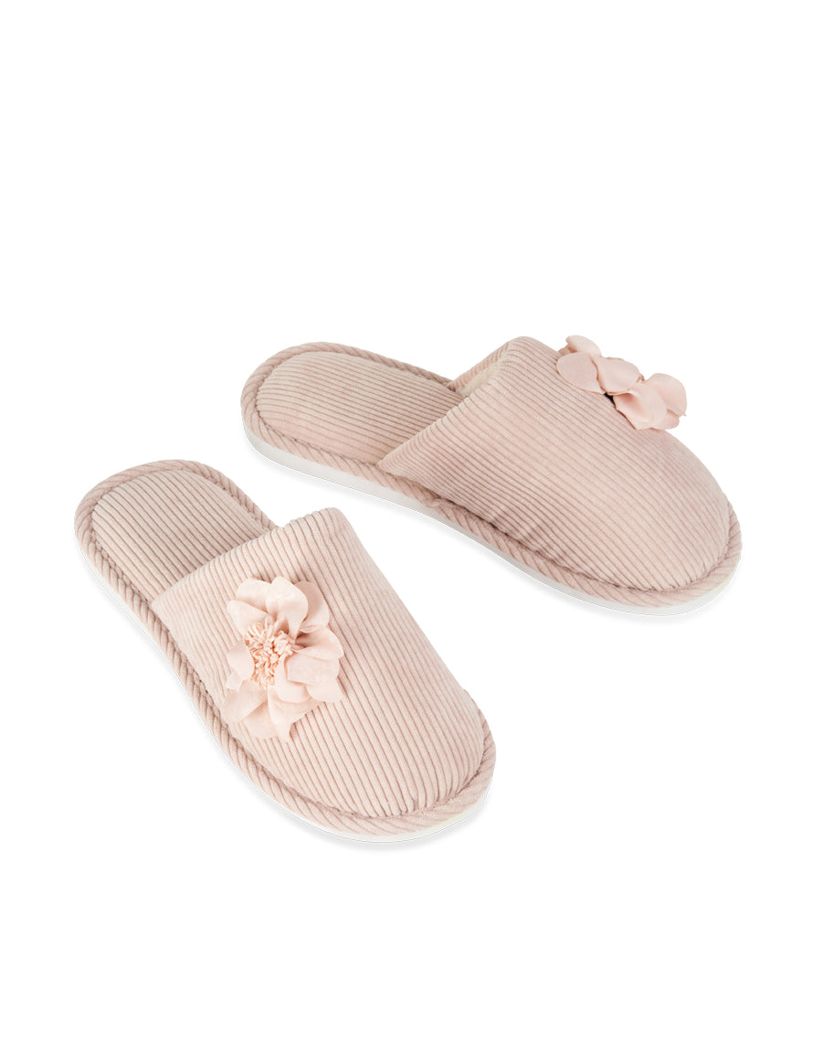 Closed Toe Slippers