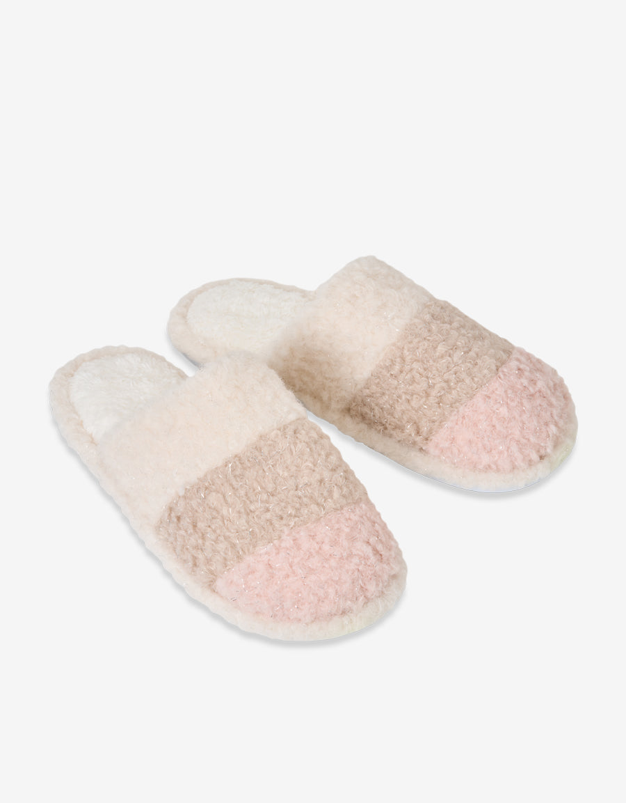 CLOSE TOE SLIPPER