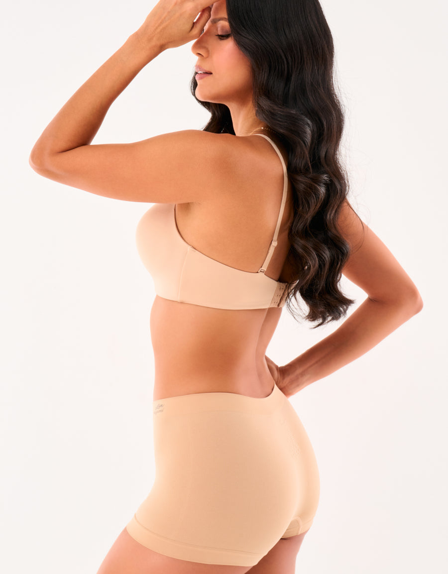 SEAMLESS SHORTS