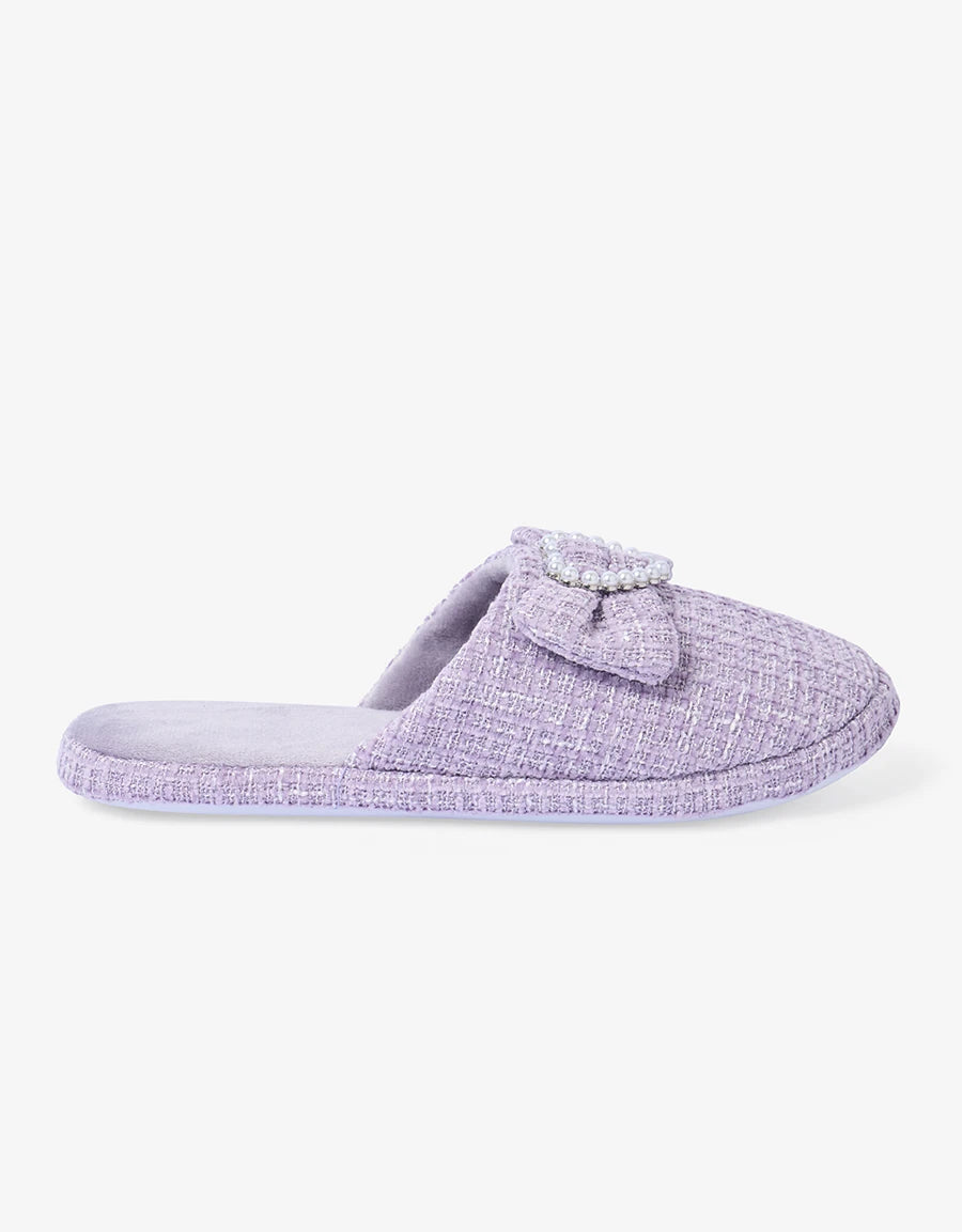 Pearl Detail Closed-Toe Slipper