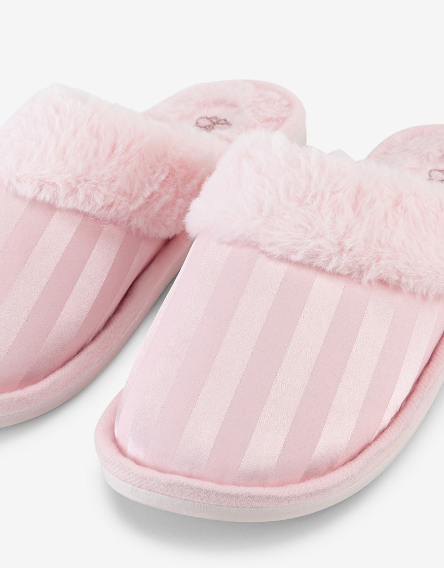 Signature Satin Closed Toe Slipper