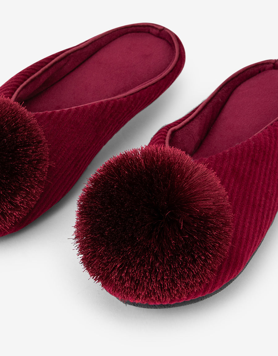 Plush Close Toe Slipper